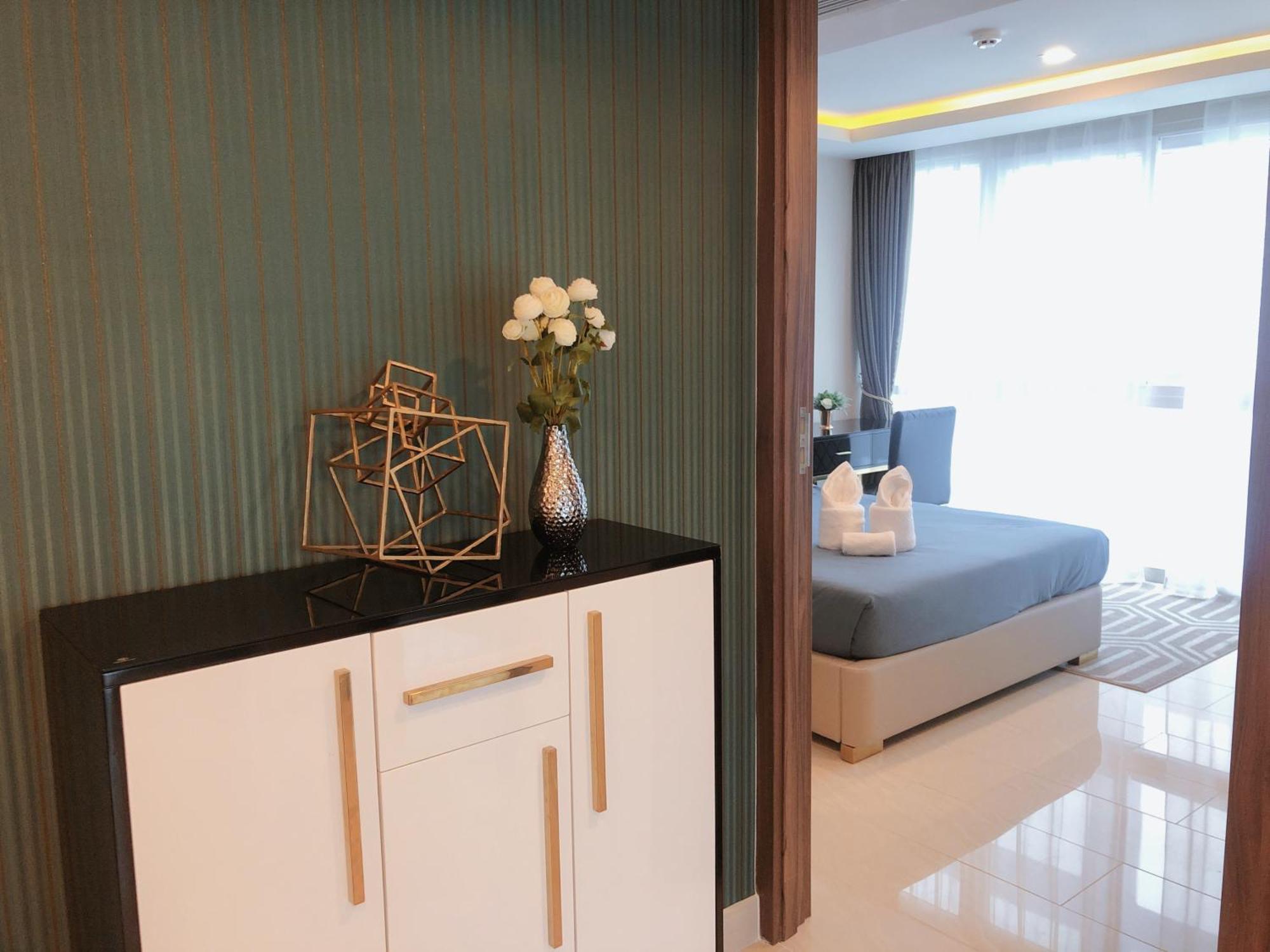 Centara Avenue Residence By Daisy Pattaya 1 Dış mekan fotoğraf